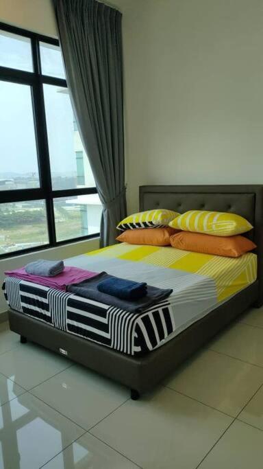 Conezion 3-Bedroom Condo @ Ioi City Mall Putrajaya Serdang  Extérieur photo