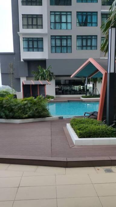 Conezion 3-Bedroom Condo @ Ioi City Mall Putrajaya Serdang  Extérieur photo