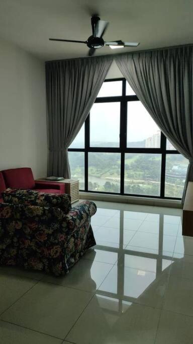 Conezion 3-Bedroom Condo @ Ioi City Mall Putrajaya Serdang  Extérieur photo