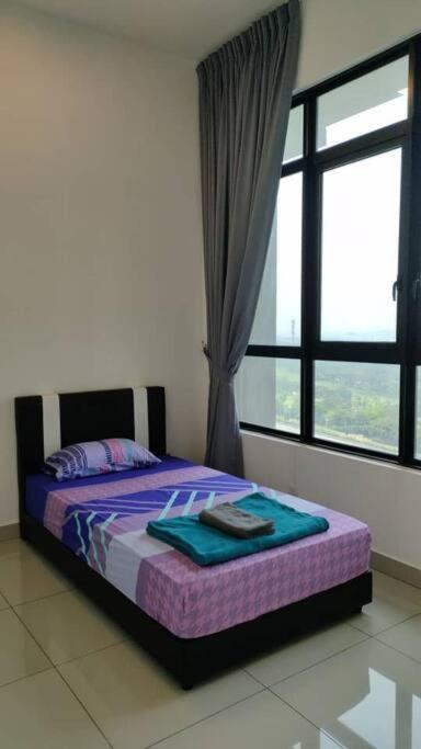 Conezion 3-Bedroom Condo @ Ioi City Mall Putrajaya Serdang  Extérieur photo