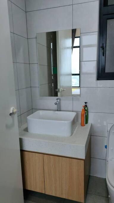 Conezion 3-Bedroom Condo @ Ioi City Mall Putrajaya Serdang  Extérieur photo